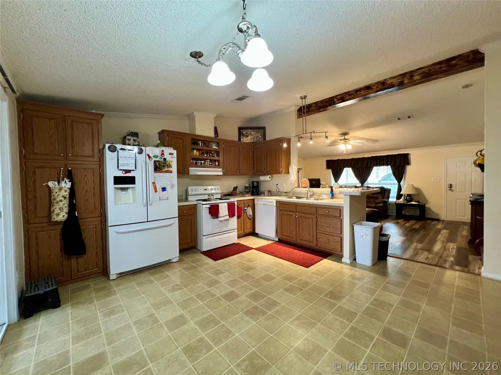 8150 Peaceful Lane Kingston, OK 73439