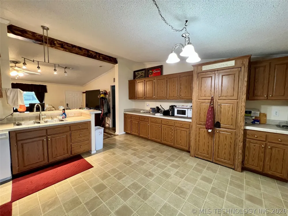 8150 Peaceful Lane Kingston, OK 73439