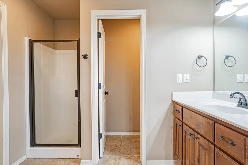 8417 76 EastAvenue Owasso, OK 74055