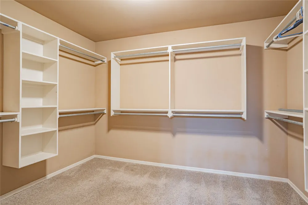 8417 76 EastAvenue Owasso, OK 74055