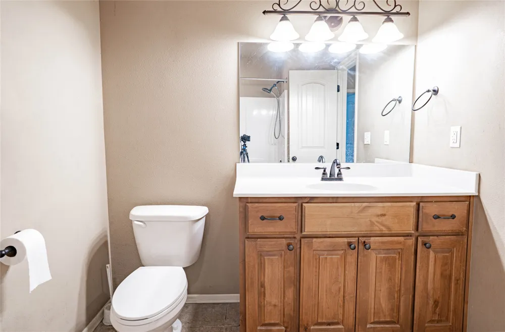 8417 76 EastAvenue Owasso, OK 74055