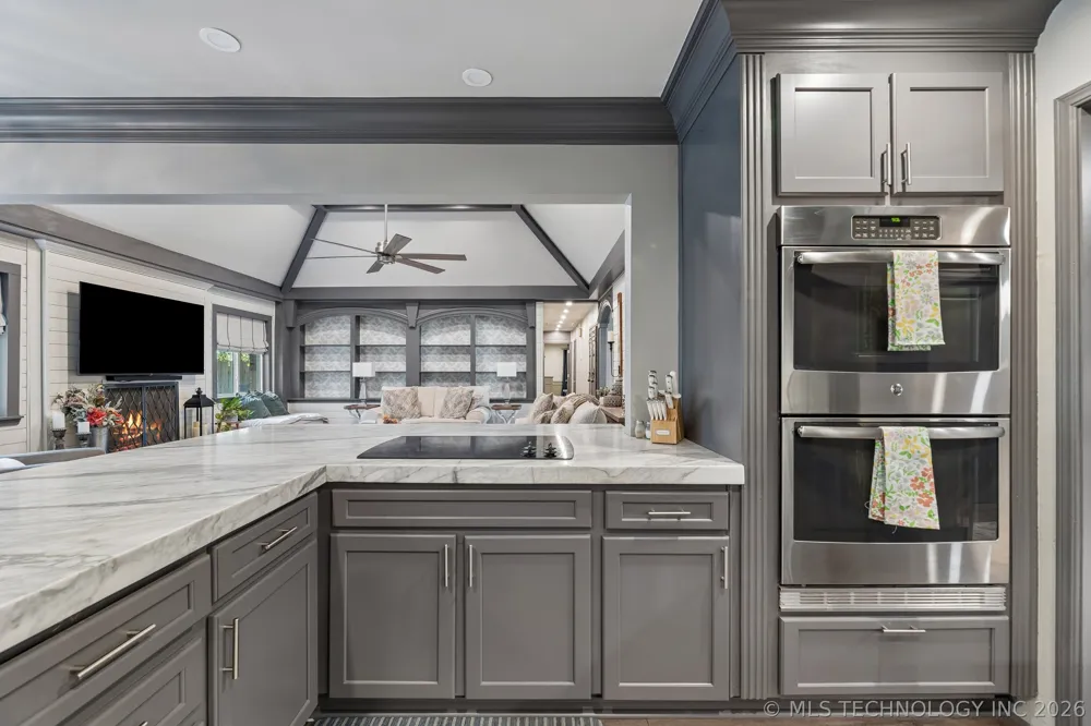 6905 S Knoxville Place Tulsa, OK 74136
