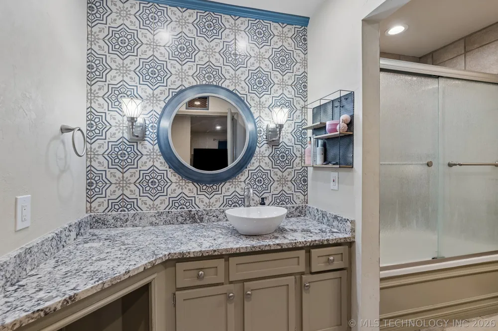 6905 S Knoxville Place Tulsa, OK 74136