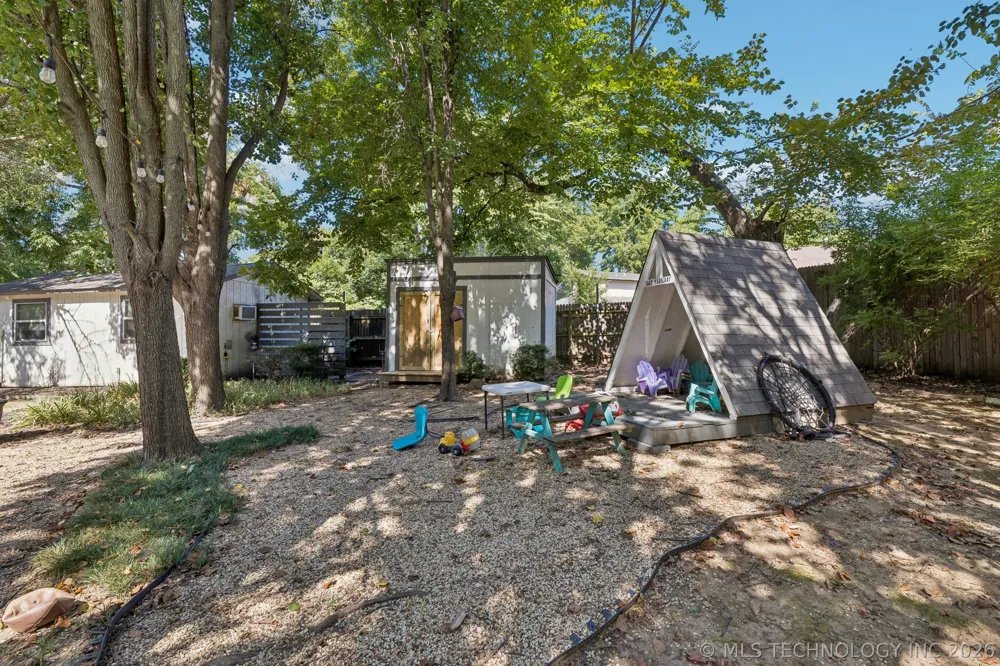 6905 S Knoxville Place Tulsa, OK 74136