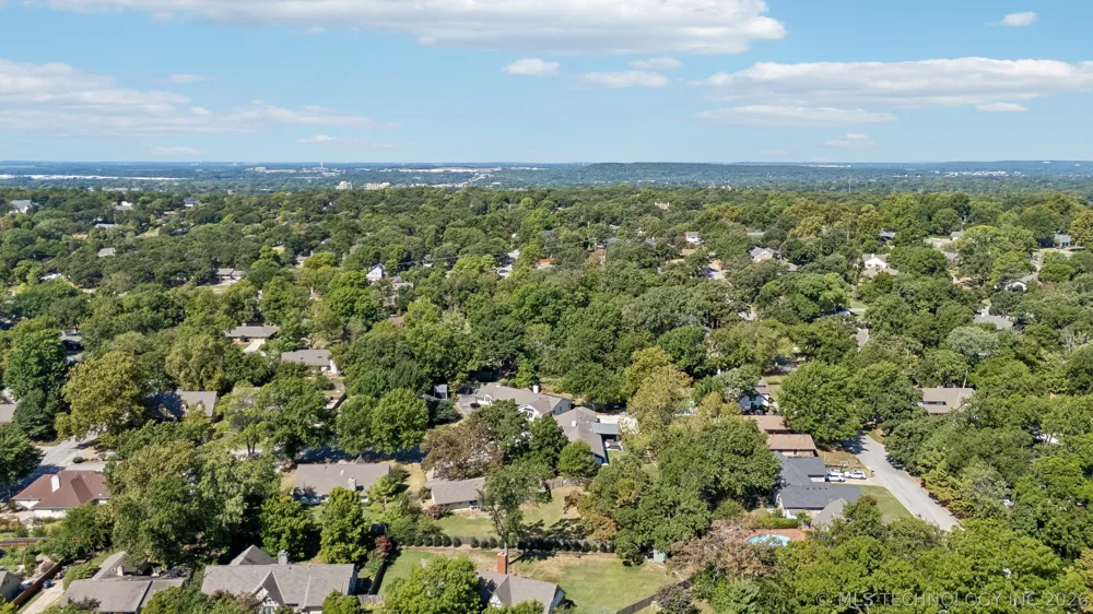 6905 S Knoxville Place Tulsa, OK 74136