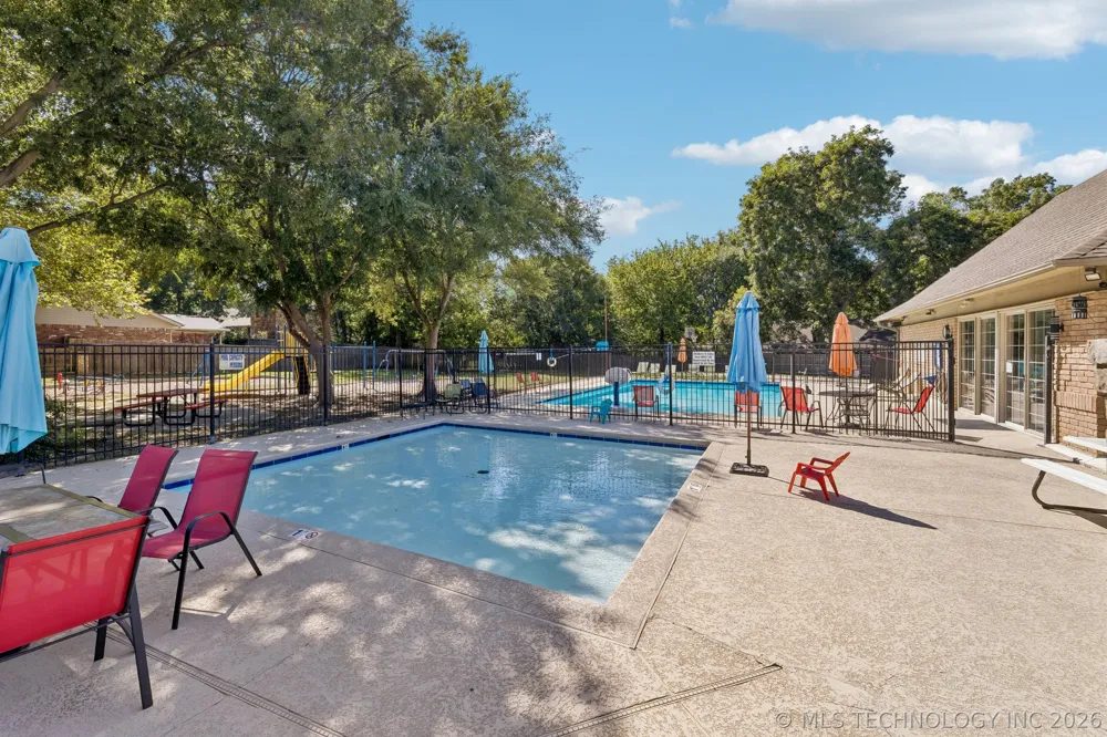 6905 S Knoxville Place Tulsa, OK 74136