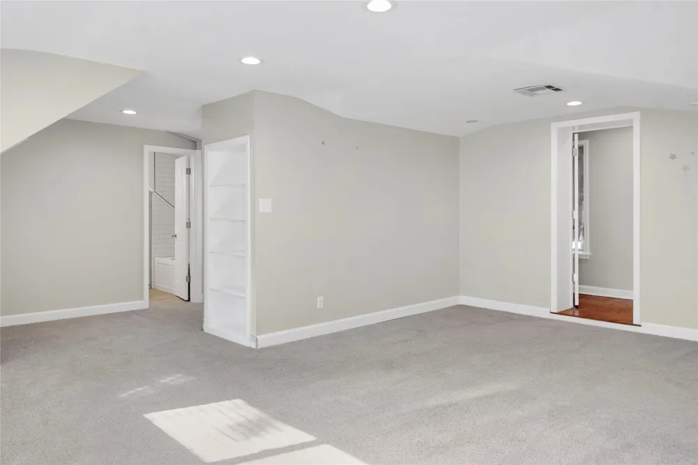 1440 S Marion Avenue Tulsa, OK 74112