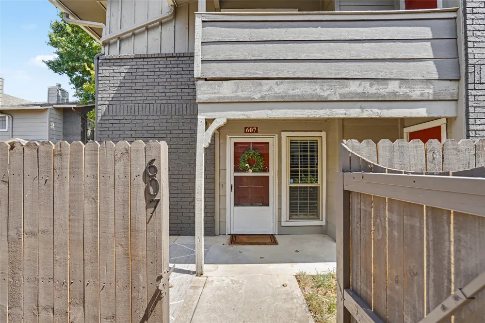 9023 S Delaware Avenue #607 Tulsa, OK 74137