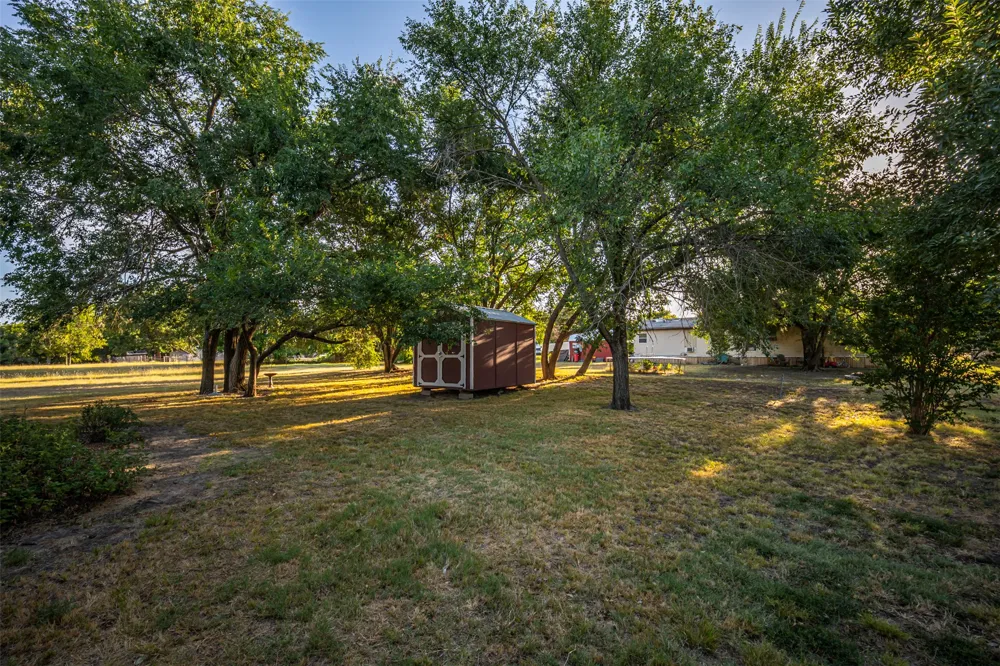 660 Olive Street Stratford, OK 74872