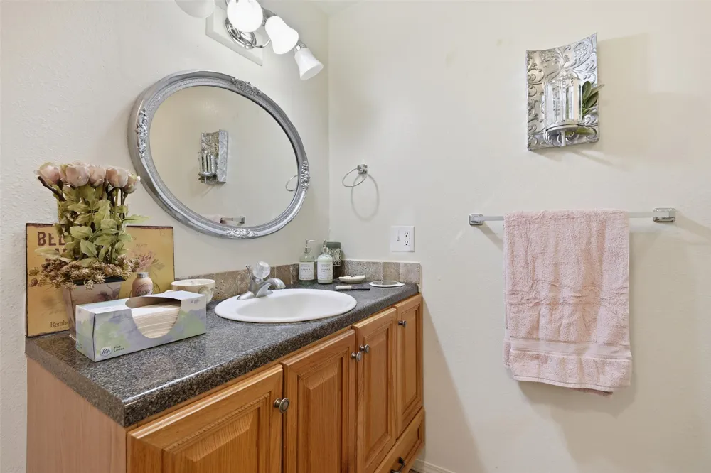 660 Olive Street Stratford, OK 74872