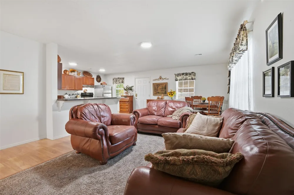 660 Olive Street Stratford, OK 74872