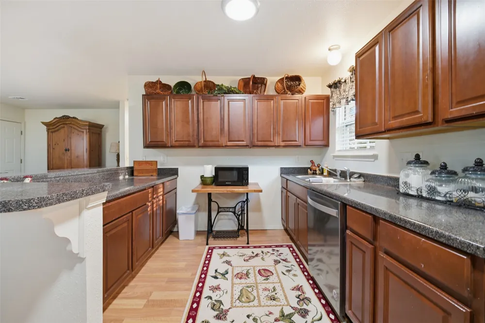 660 Olive Street Stratford, OK 74872
