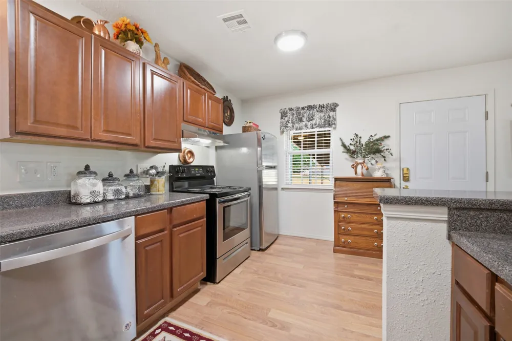 660 Olive Street Stratford, OK 74872