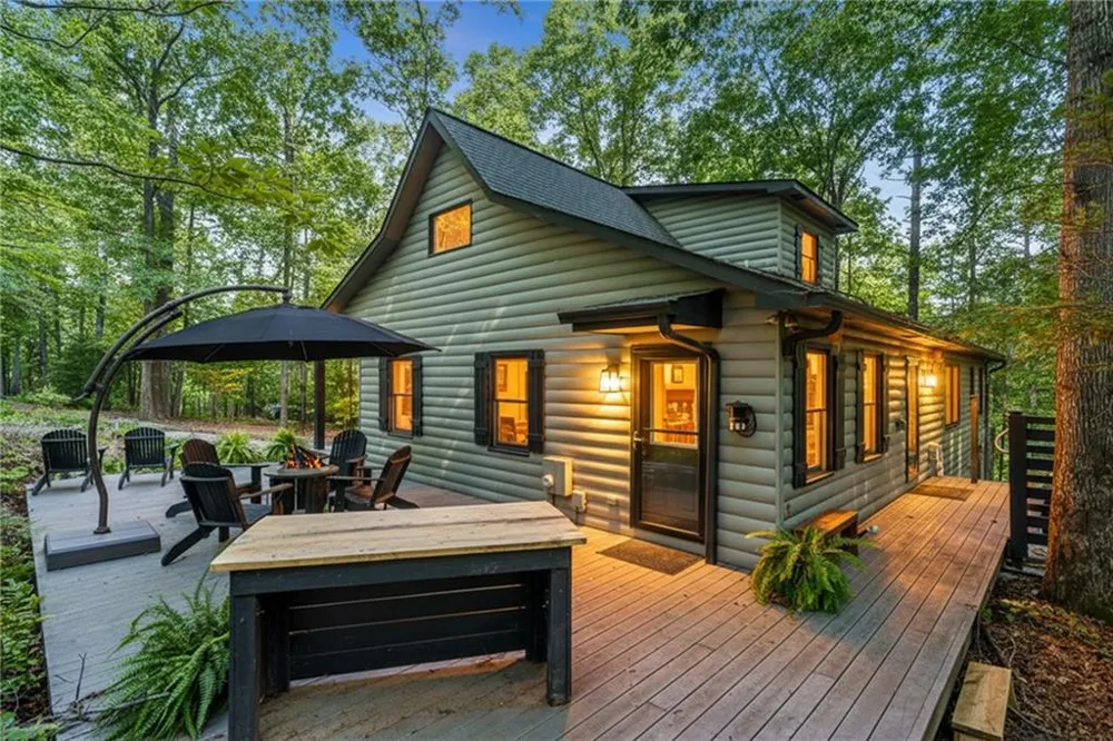 31 Highland Hammock Drive Drive Blue Ridge, GA 30513