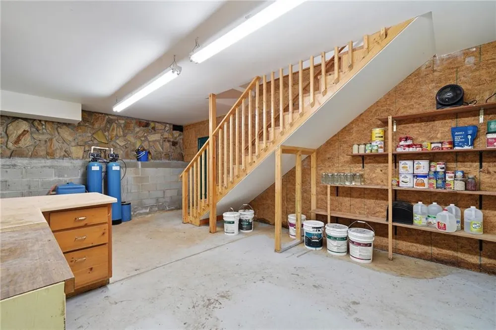 31 Highland Hammock Drive Drive Blue Ridge, GA 30513