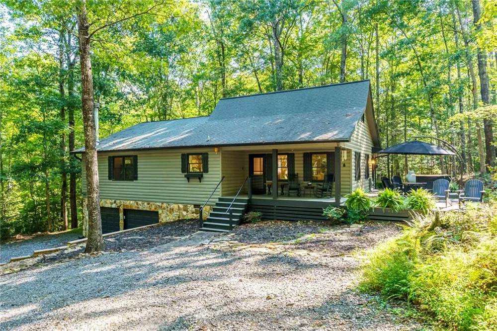 31 Highland Hammock Drive Drive Blue Ridge, GA 30513