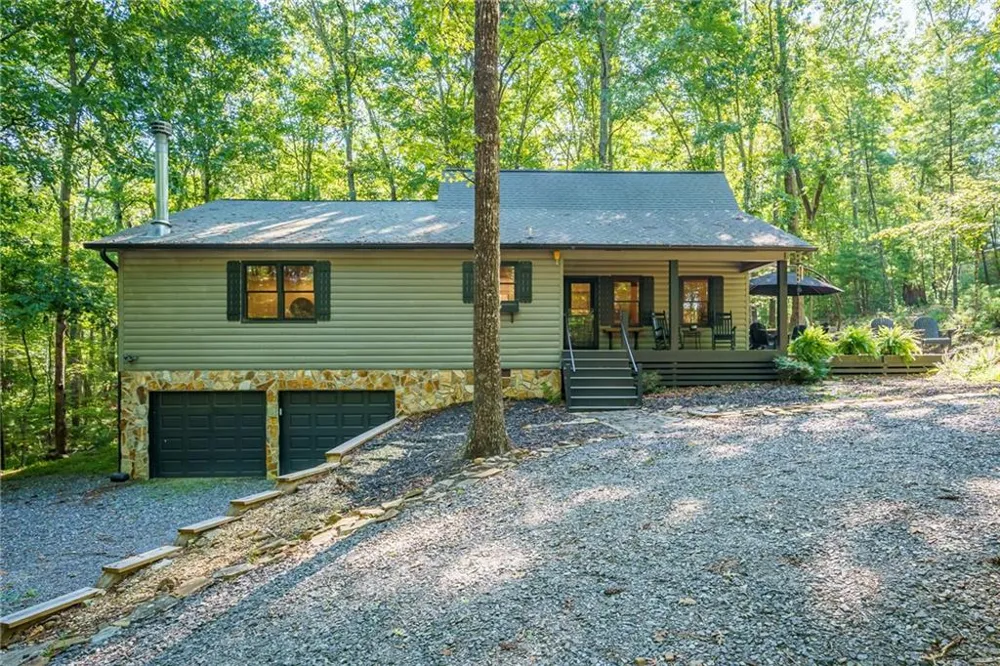 31 Highland Hammock Drive Drive Blue Ridge, GA 30513