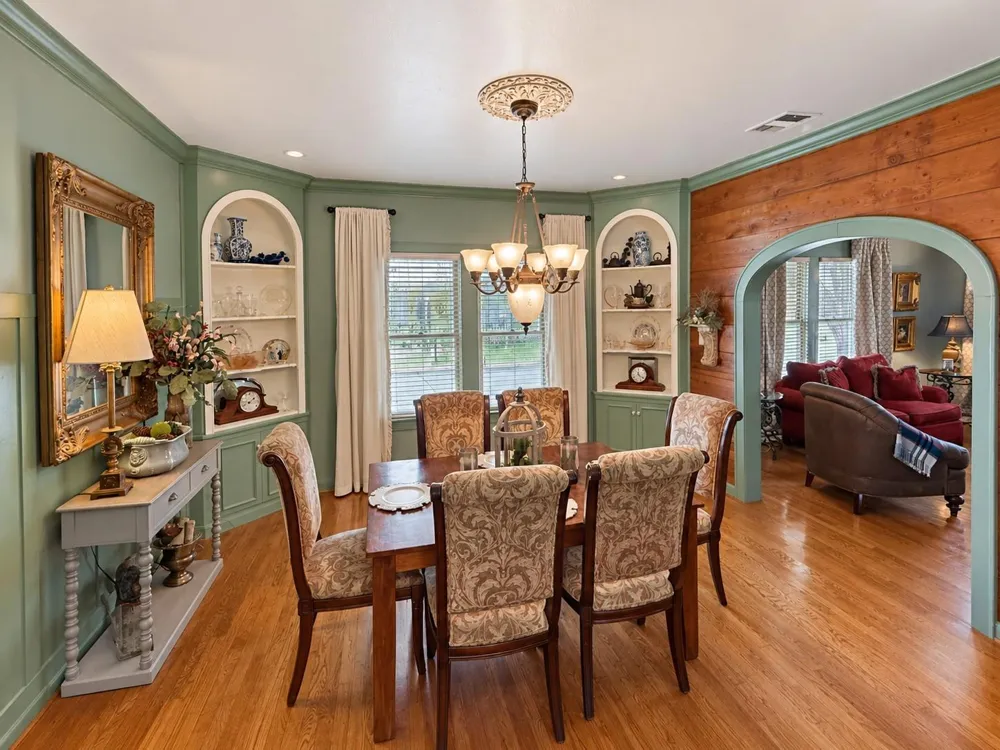 415 Avenue D Humble, TX 77338