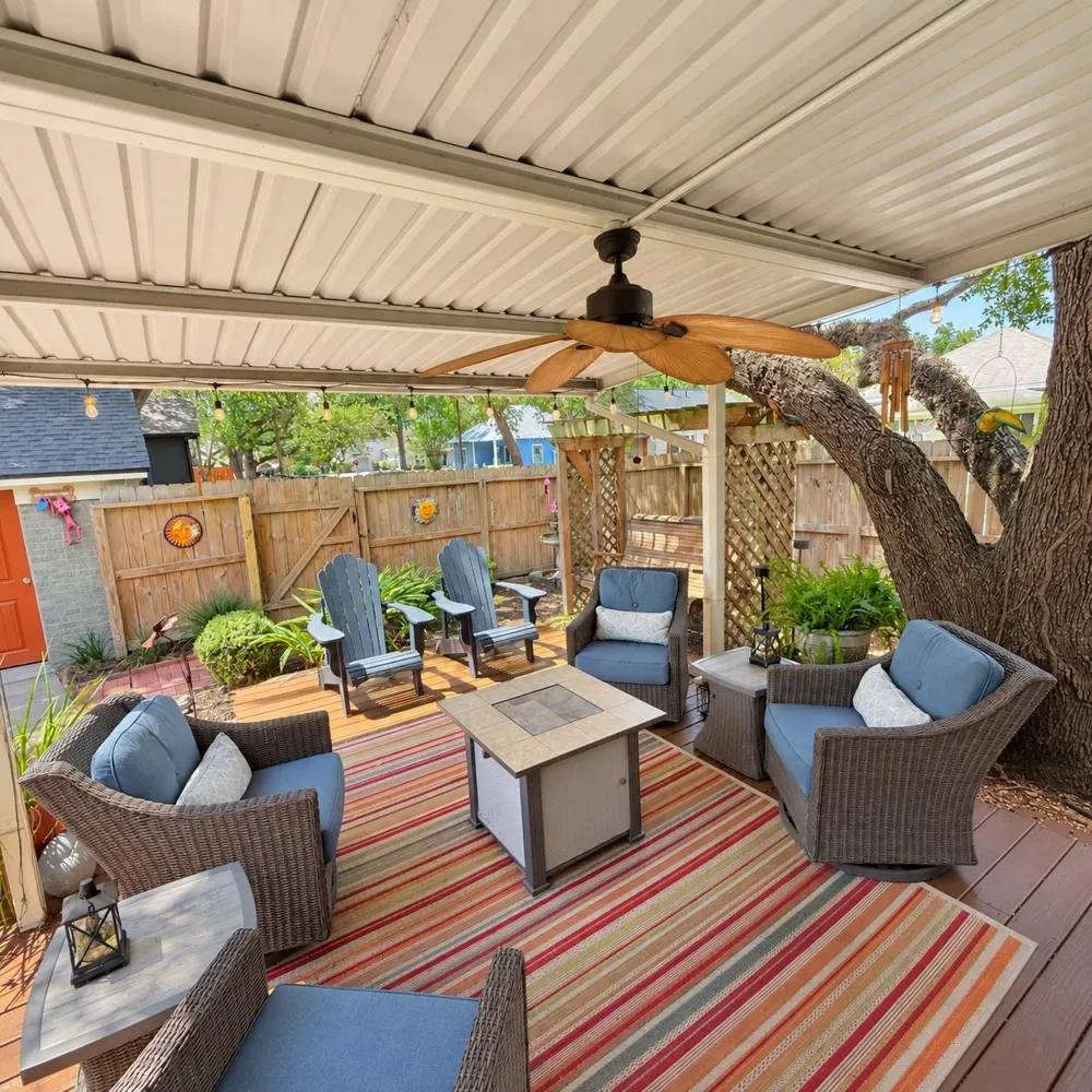 415 Avenue D Humble, TX 77338