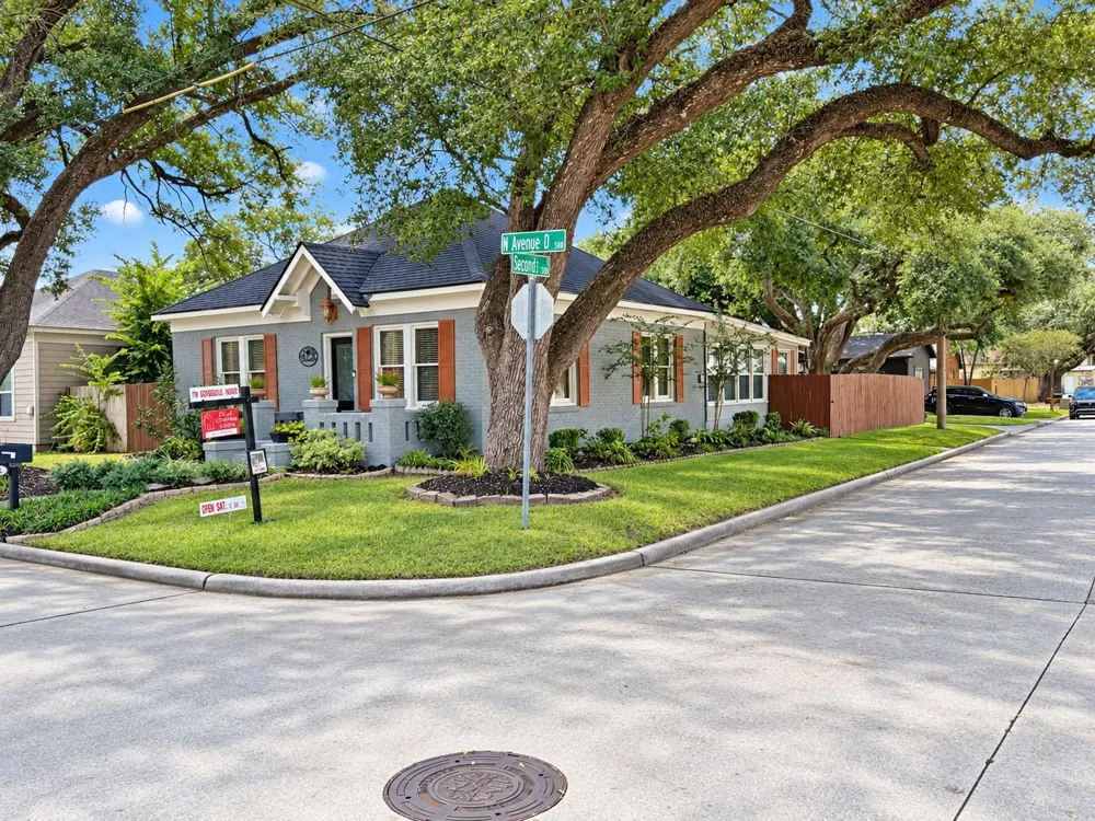 415 Avenue D Humble, TX 77338