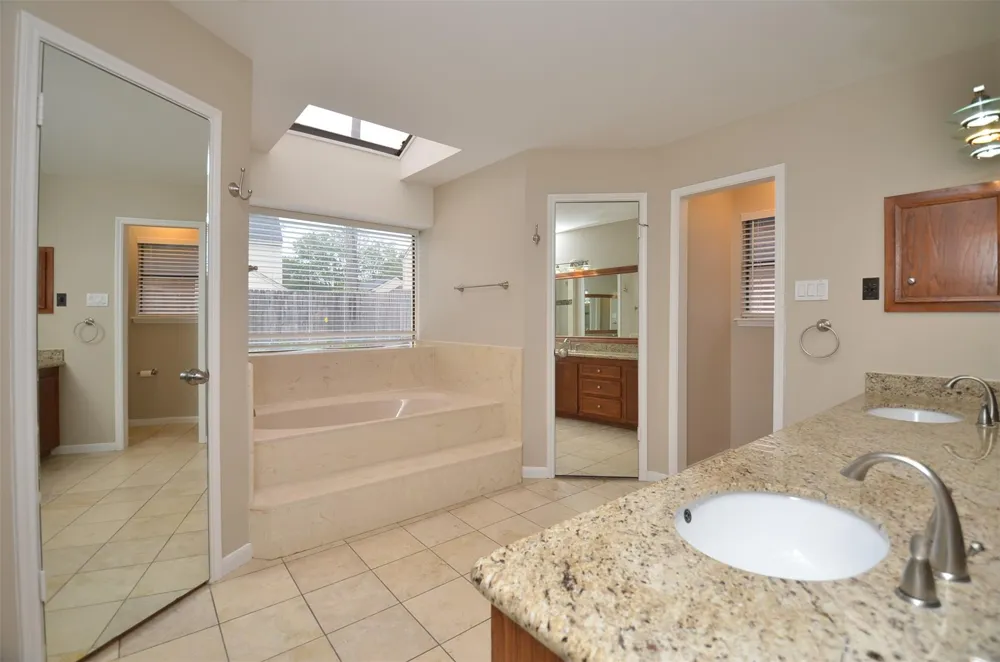 12310 Burgoyne Drive Houston, TX 77077