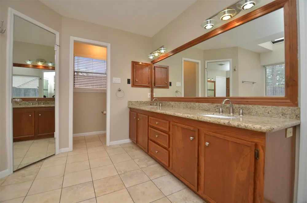12310 Burgoyne Drive Houston, TX 77077