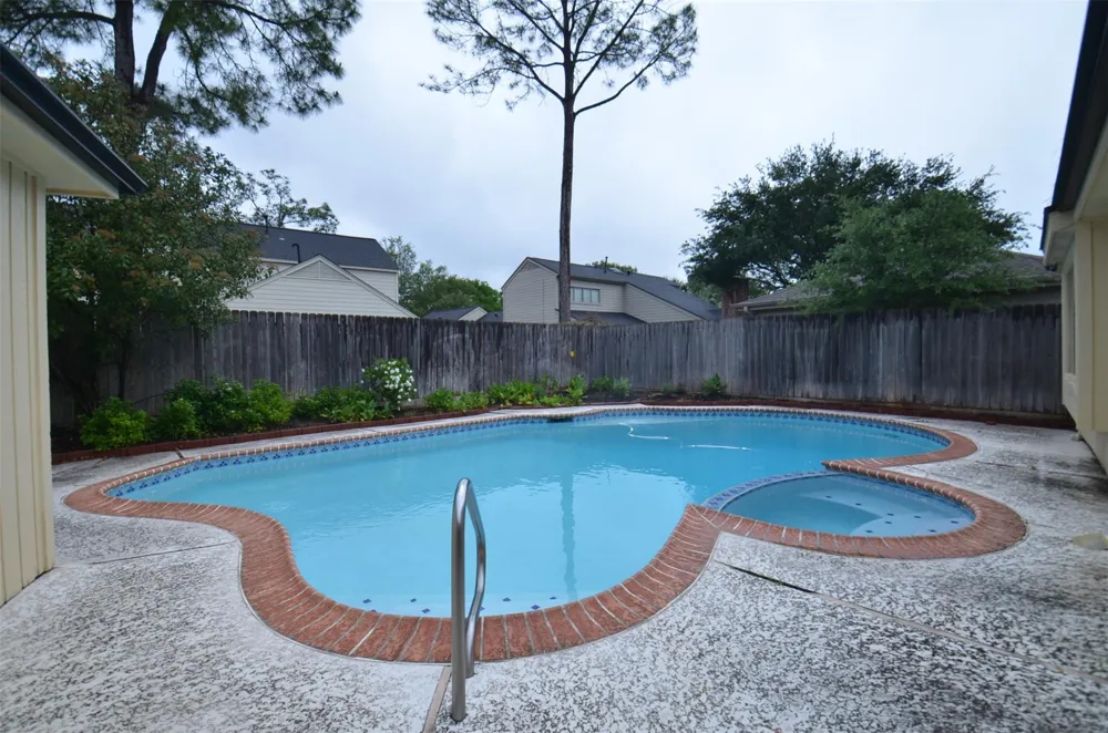 12310 Burgoyne Drive Houston, TX 77077