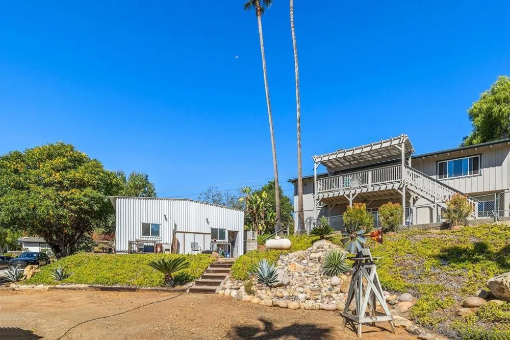 11355 Eucalyptus Hills Lakeside, CA 92040