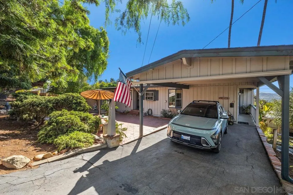 11355 Eucalyptus Hills Lakeside, CA 92040