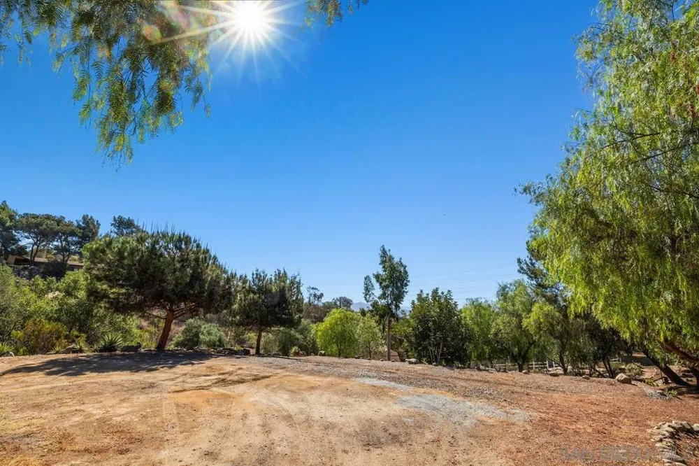 11355 Eucalyptus Hills Lakeside, CA 92040
