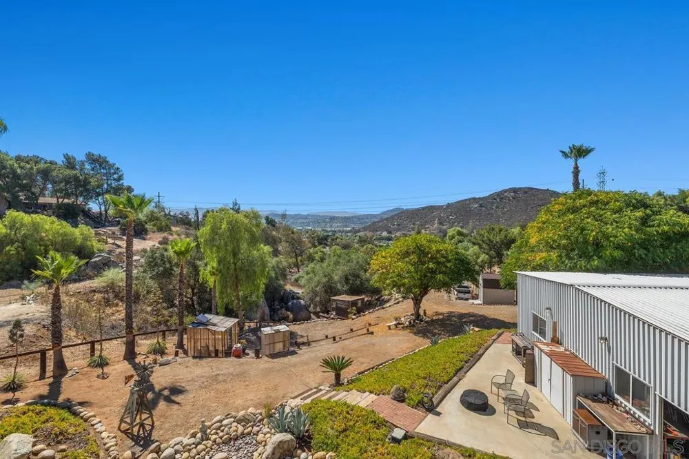 11355 Eucalyptus Hills Lakeside, CA 92040
