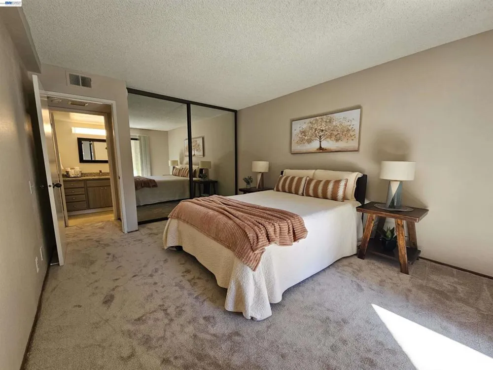 247 E Warren Cmn Fremont, CA 94539