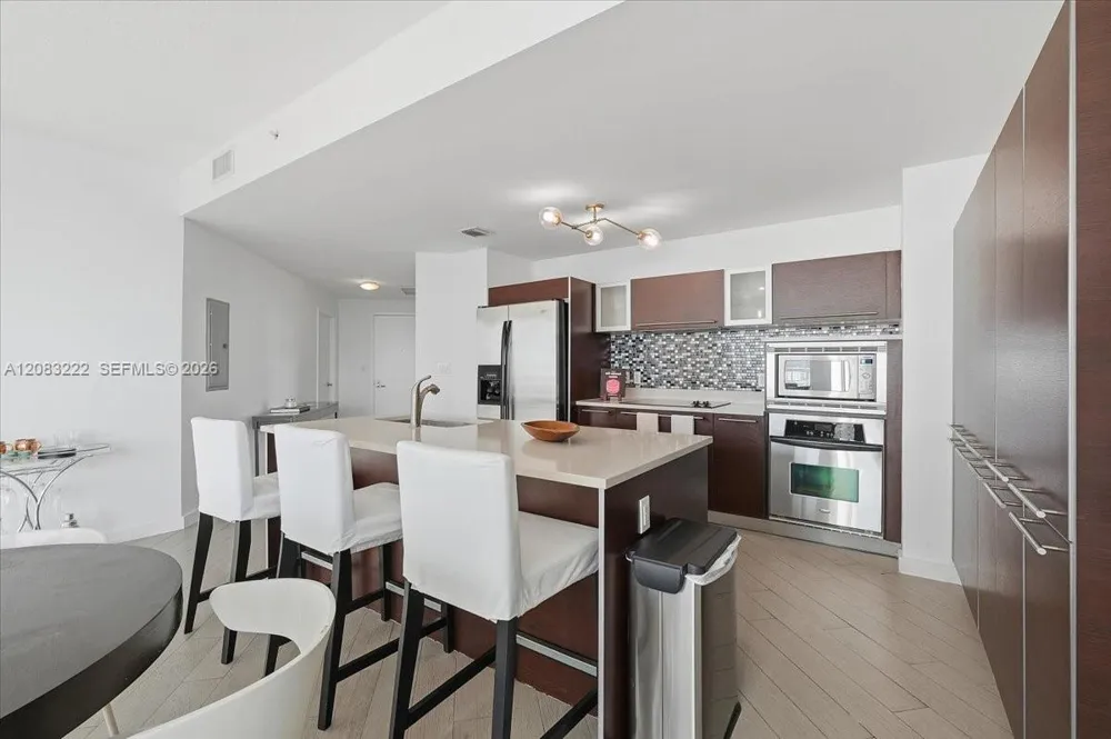 1900 Bayshore Dr #1518 Miami, FL 33132