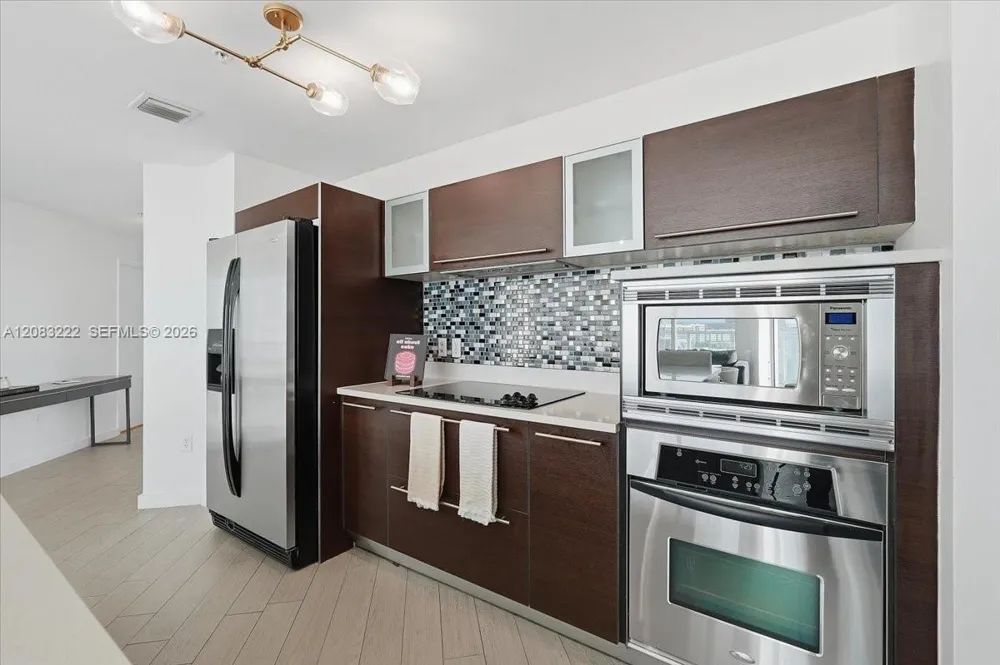1900 Bayshore Dr #1518 Miami, FL 33132