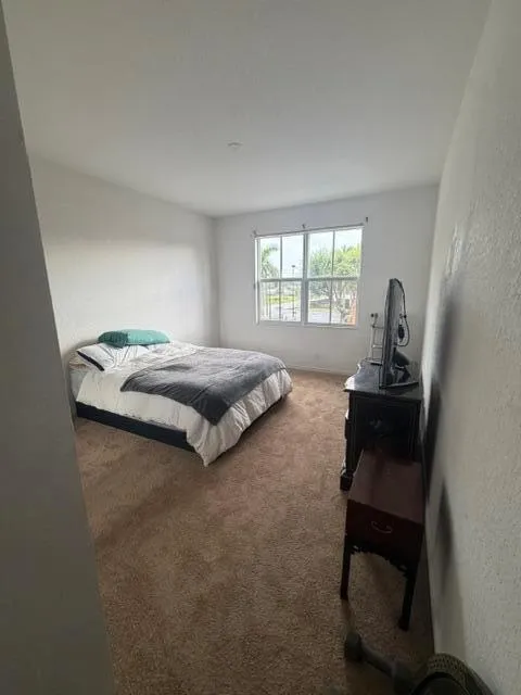 3569 S FOREST HILL BOULEVARD #106 Palm Springs, FL 33406
