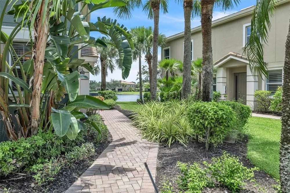 3171 Cottonwood BEND #1106 Fort Myers, FL 33905