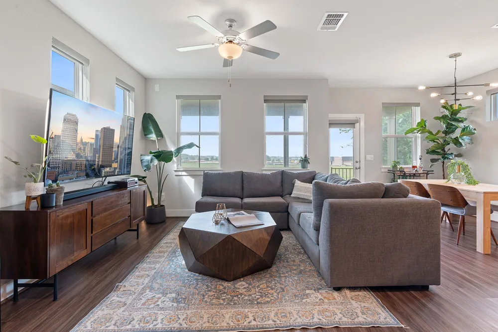 7120 Silver Star Lane Austin, TX 78744