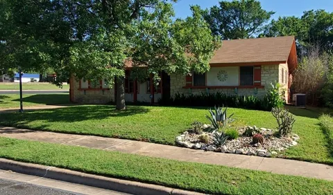 1806 Cherry Orchard Drive