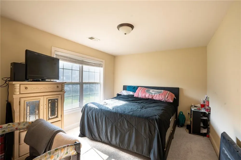 5664 Grande River Road Atlanta, GA 30349