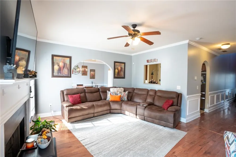 5664 Grande River Road Atlanta, GA 30349
