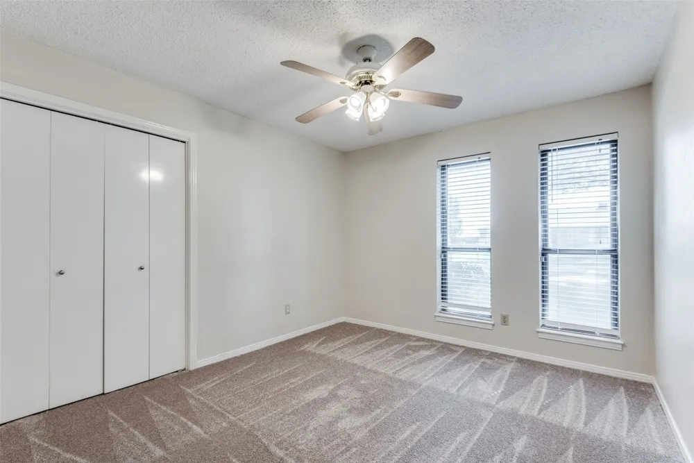 435 Cambridge Drive DeSoto, TX 75115