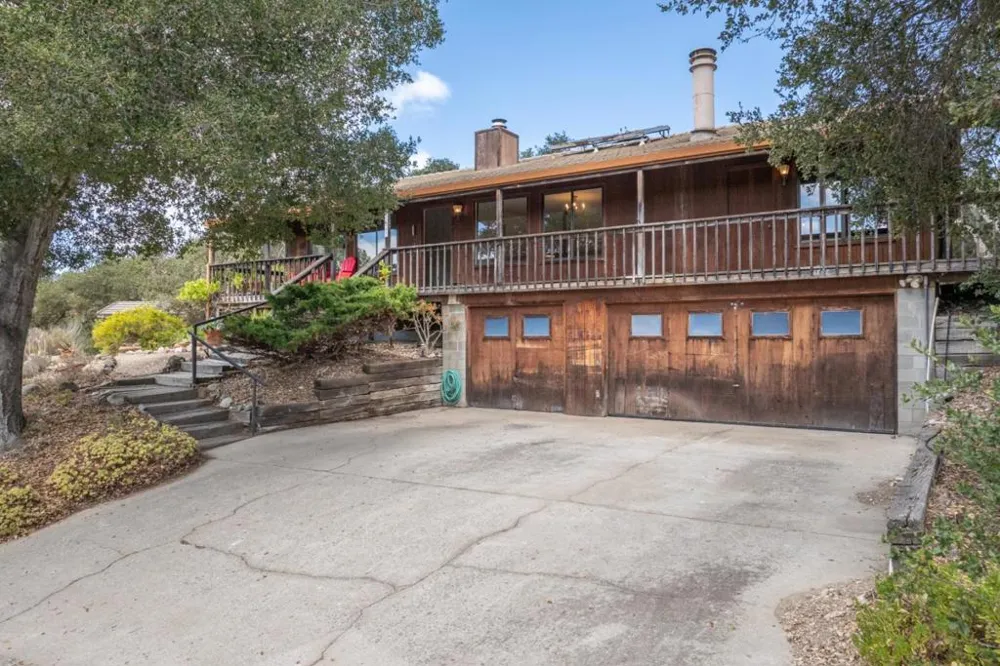 11565 Mccarthy Road Carmel Valley, CA 93924