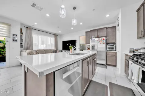 3827 Grant Street #47