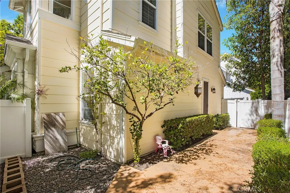 25 Thorp Spring Ladera Ranch, CA 92694