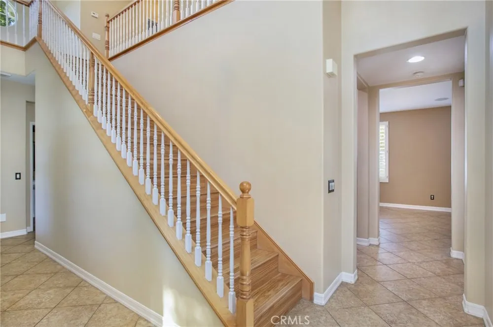 25 Thorp Spring Ladera Ranch, CA 92694