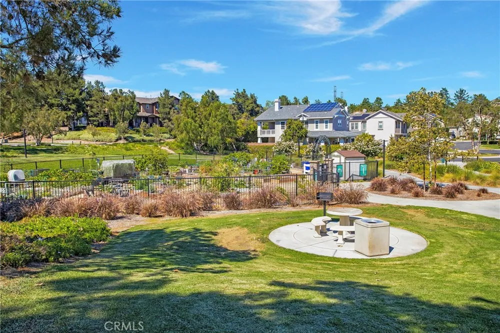 25 Thorp Spring Ladera Ranch, CA 92694