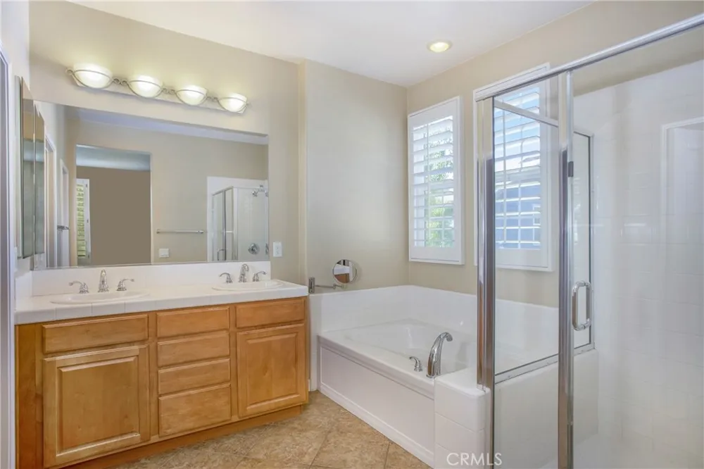 25 Thorp Spring Ladera Ranch, CA 92694