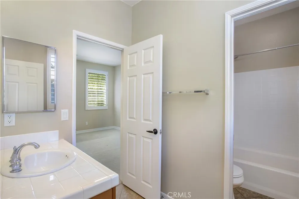 25 Thorp Spring Ladera Ranch, CA 92694