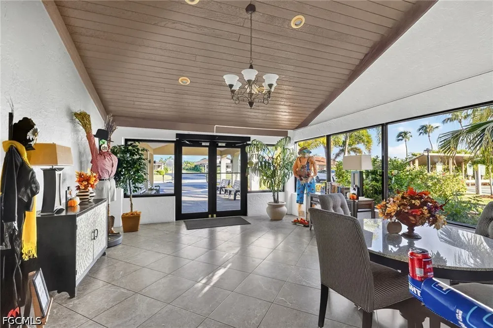 Caravel Circle #308 Fort Myers, FL 33908