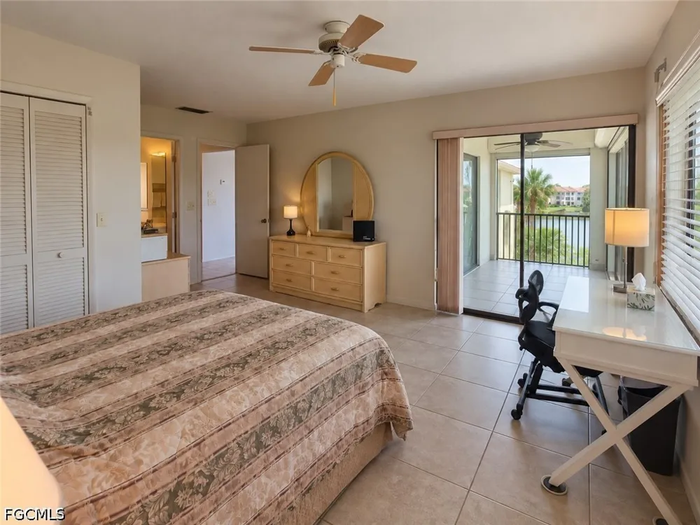 Caravel Circle #308 Fort Myers, FL 33908